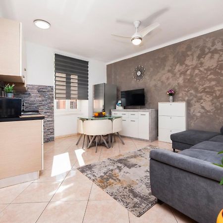 Apartment Rogic Rovinj Exterior foto