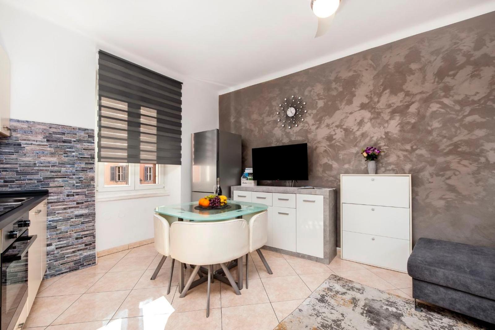 Apartment Rogic Rovinj Exterior foto
